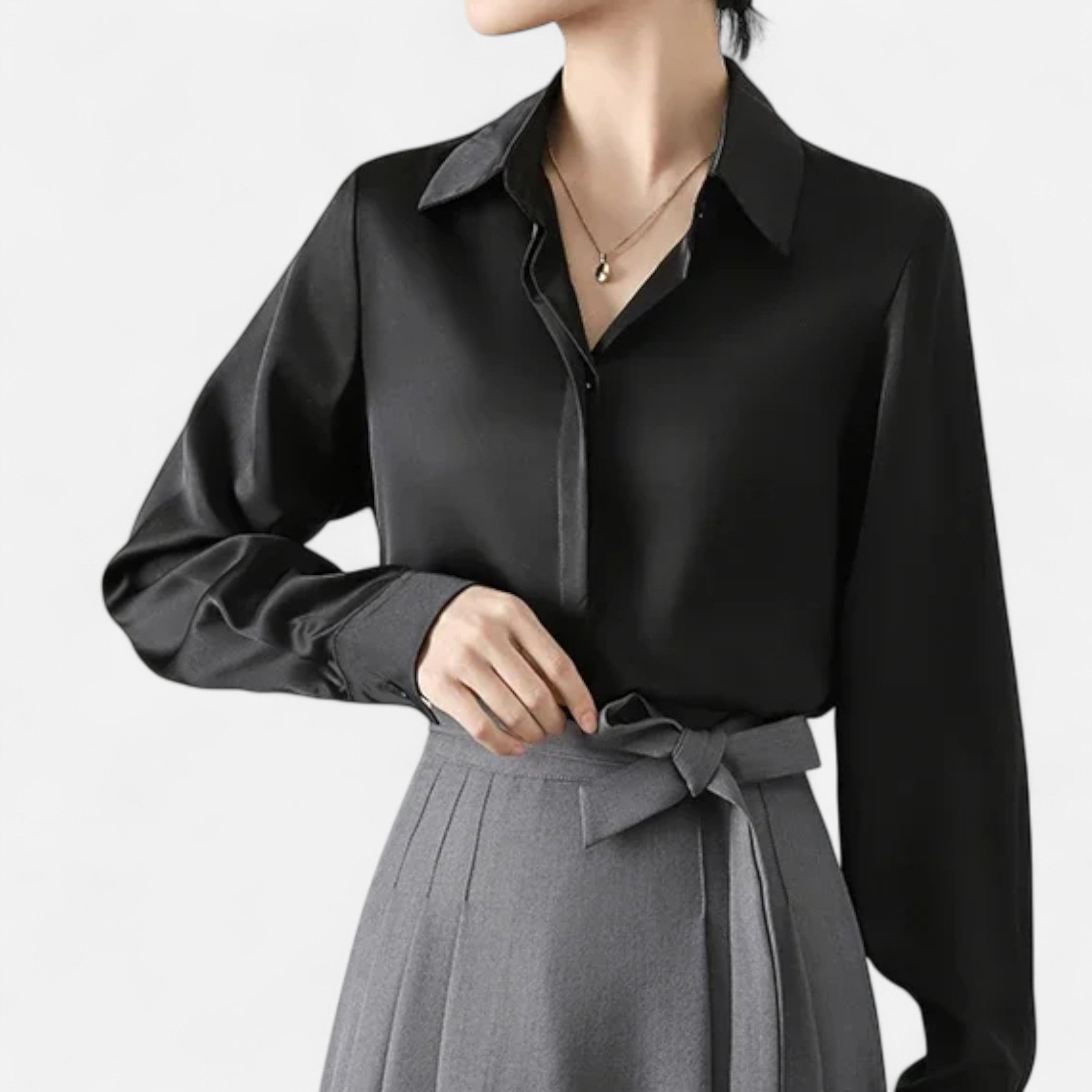 Isabelle™ | Damen Satinbluse – Zeitlose Eleganz