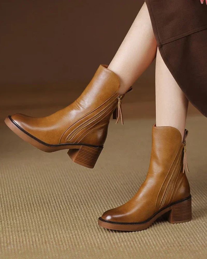 Valorine™ | Schwarze Lederstiefel mit bequemem Absatz, elegant und zeitlos
